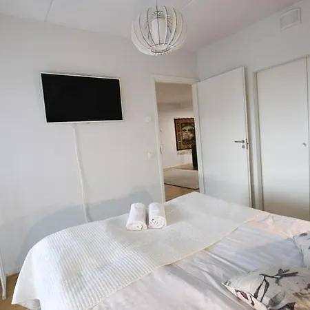 Uniikki Kolmio Aurajokinaekymin