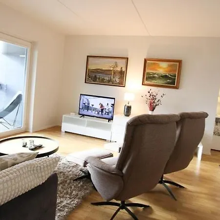 Uniikki Kolmio Aurajokinaekymin *